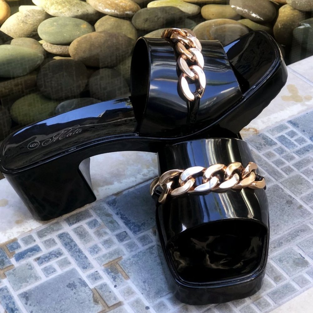 NEW Black Gold Chain Jelly Rubber Block Heel Platform Slip On Slides Sandals - Picture 3 of 10